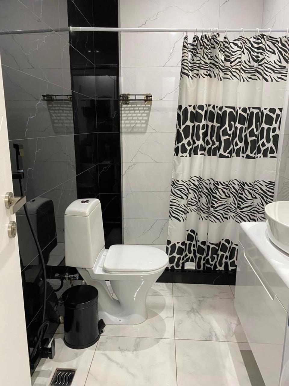 Apartment - "Exclusive" Тбілісі Екстер'єр фото